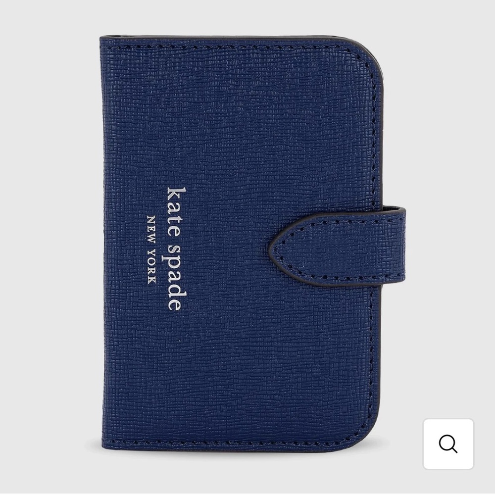 New in box kate spade new york
Navy Morgan MagSafe
Wallet